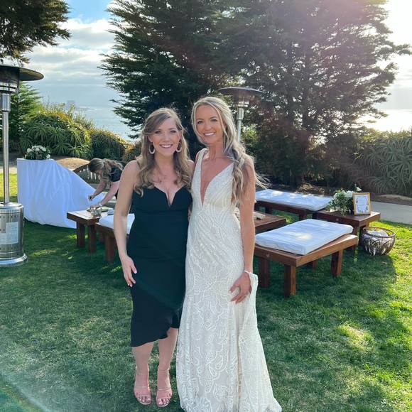 Bardot LBD - Size Small - Super flattering postpartum dress - Picture 3 of 3